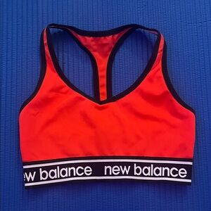 New Balance Women's Vibrant Sports Bra
